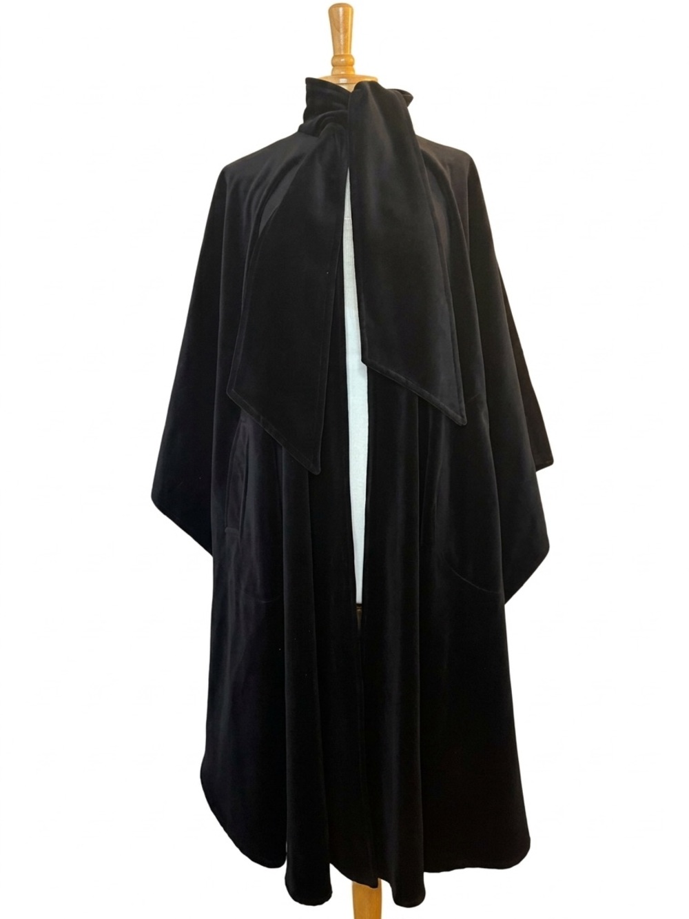 Mackintosh of New England black velvet cotton cape goth vintage